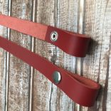 Patentos bőr táskafül - piros